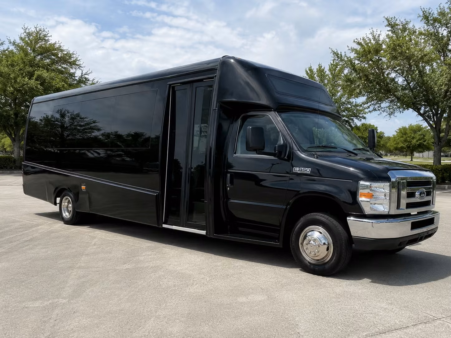 18 passenger minibus